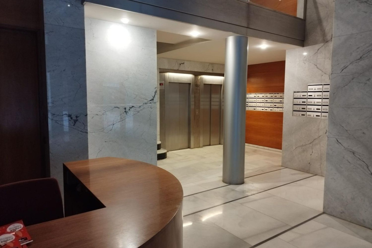Venta de oficina en Calle General Gómez Núñez , Ponferrada photo 2