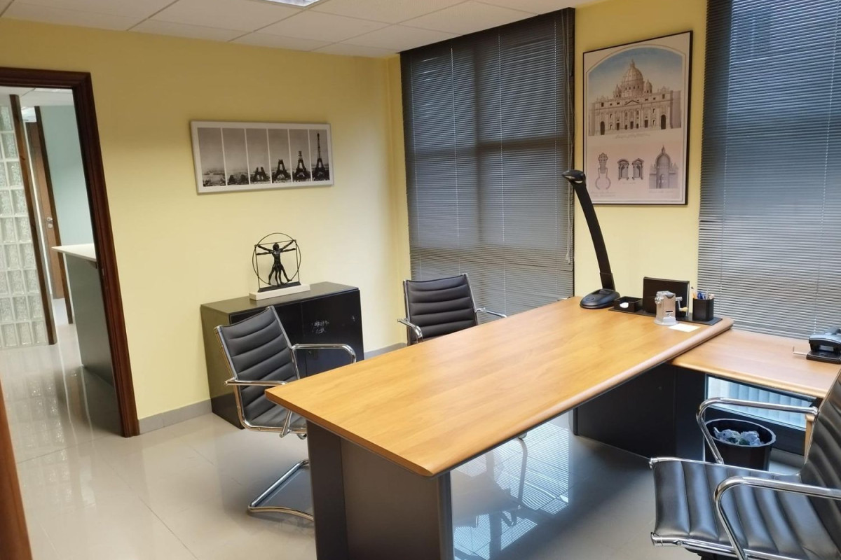 Venta de oficina en Calle General Gómez Núñez , Ponferrada photo 5
