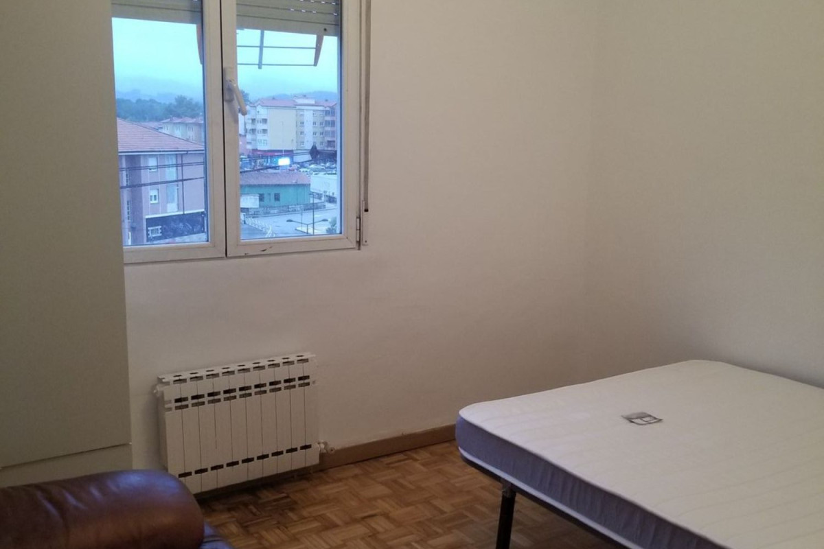 Sprzedaż mieszkania w Avenida Solvay, 22, Torrelavega
photo 2