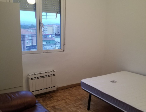 Piso en venta en Avenida Solvay, 22, Torrelavega thumbnail 1