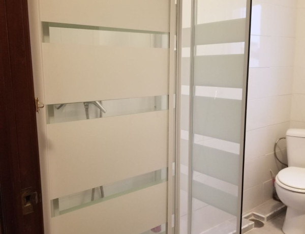 Piso en venta en  Avenida Solvay, 22, Torrelavega photo 4