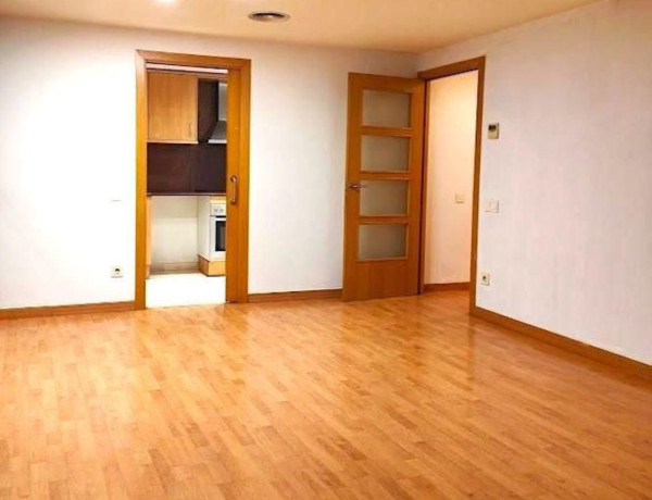 First floor for sale in Gràcia , Sabadell thumbnail 1