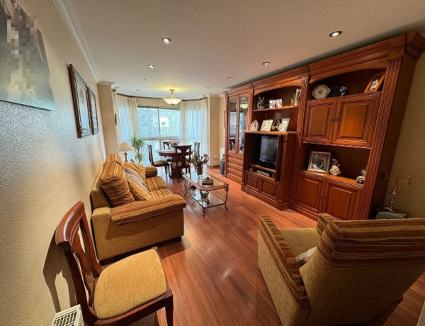 Apartment for sale in  Calle Luciano López Ferrer, Villena photo 1