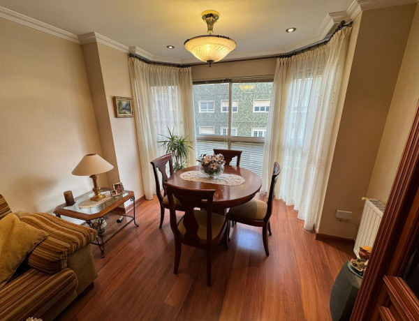 Apartment for sale in  Calle Luciano López Ferrer, Villena photo 3