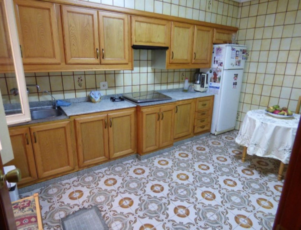 Chalet independiente en venta en , Crevillente photo 1