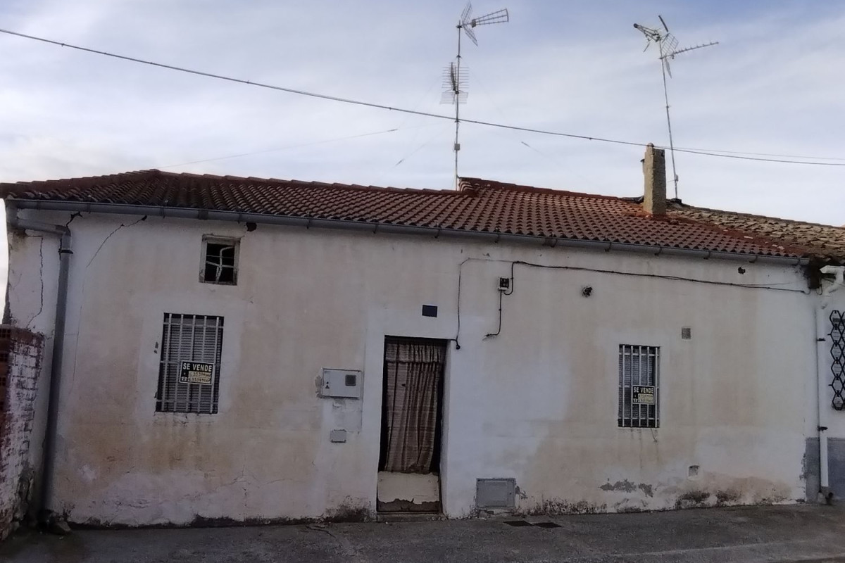 Casa o chalet independiente en venta en calle Hermanos Ramos Saez, 17, Velayos
photo 3