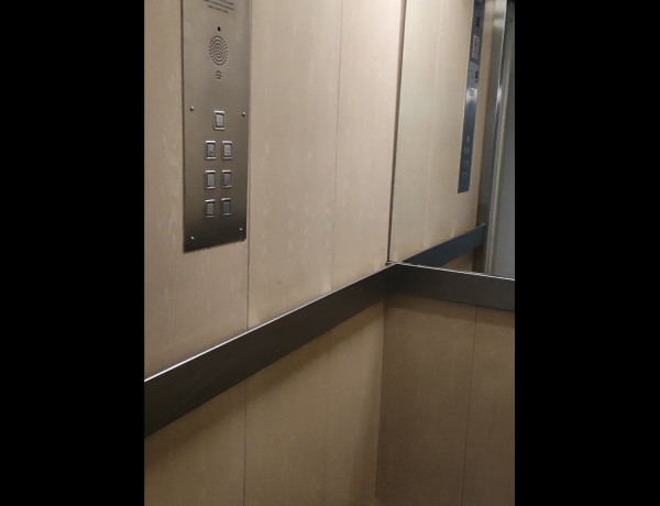 Продажа квартиры в Calle Cavall de Mar, 14 -16, Empuriabrava thumbnail 1