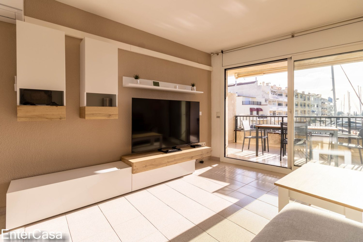 Продажа квартиры на Calle Cavall de Mar, 14 -16, Эмпуриабрава
photo 3