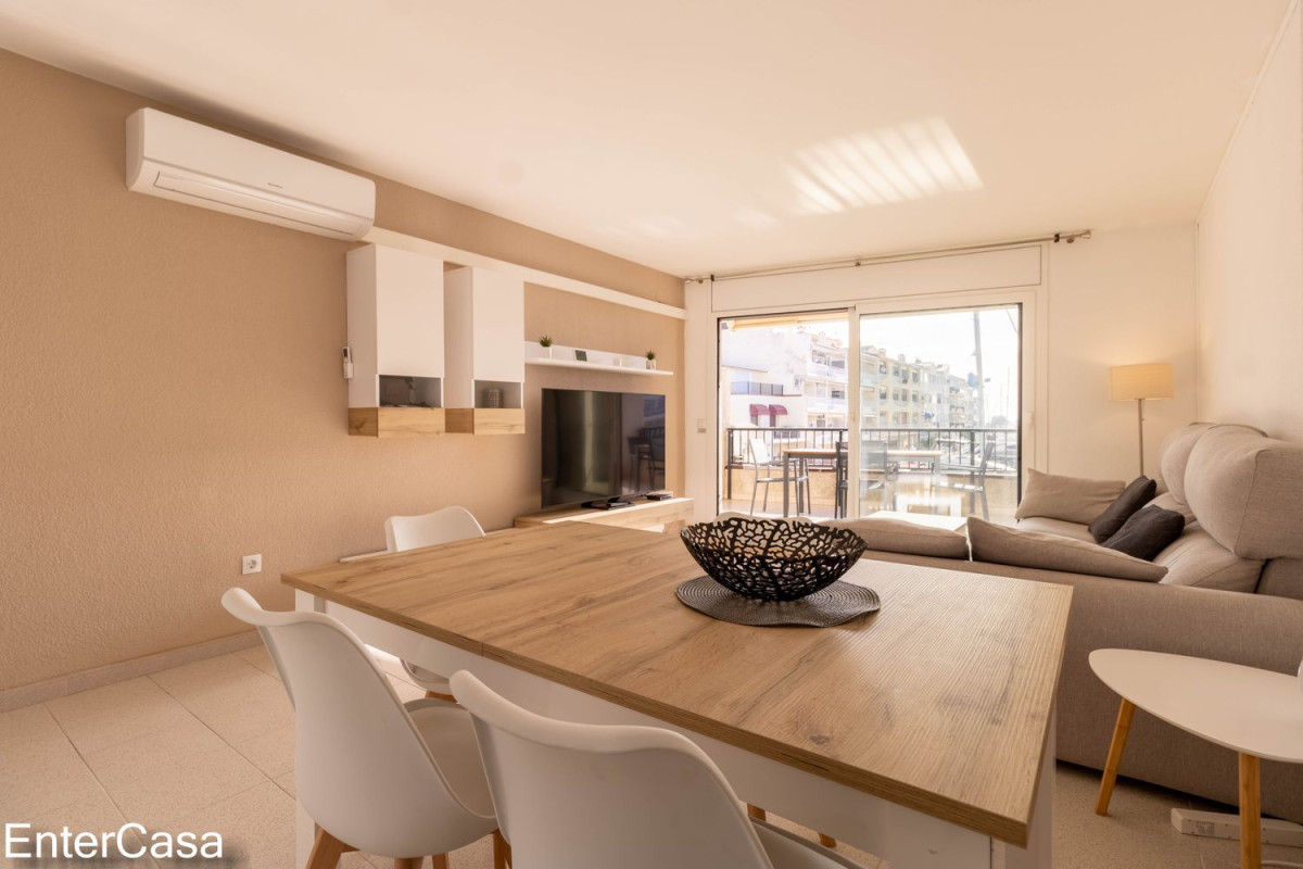 Продажа квартиры на Calle Cavall de Mar, 14 -16, Эмпуриабрава
photo 5