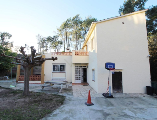 Detached villa for sale in  Calle Platja d'Aro, 66, Lloret de Mar photo 4