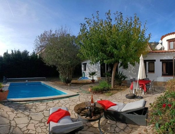 Detached villa for sale in Cabanyes-Mas Ambrós-Mas Pallí , Calonge photo 1