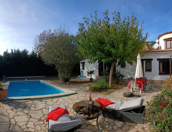 Detached villa for sale in Cabanyes-Mas Ambrós-Mas Pallí , Calonge thumbnail 1