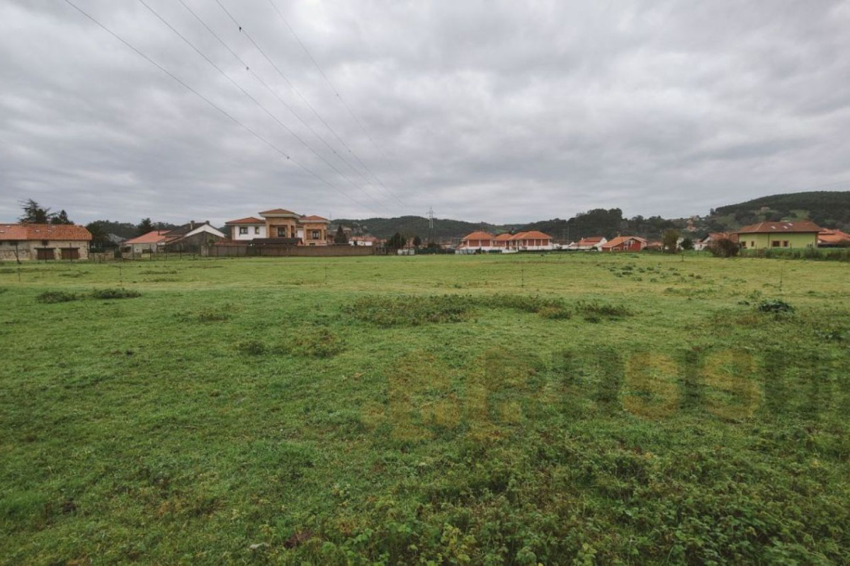 Terreno en venta en Camargo, Cantabria photo 2
