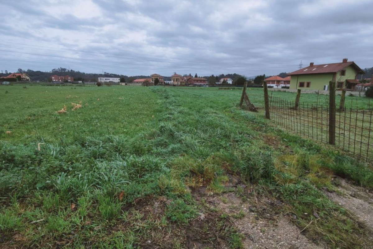 Terreno en venta en Camargo, Cantabria photo 4