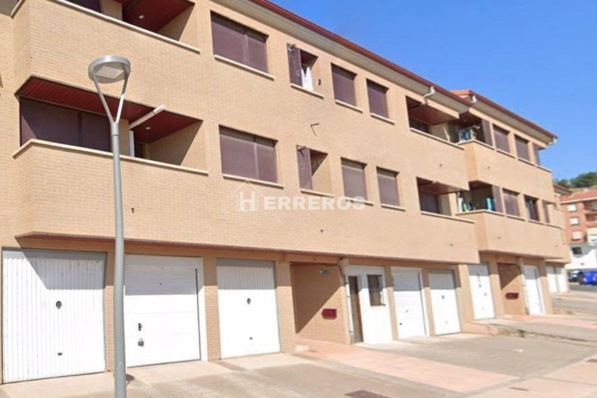 Piso en venta en camino la Mora, Navarrete
photo 1
