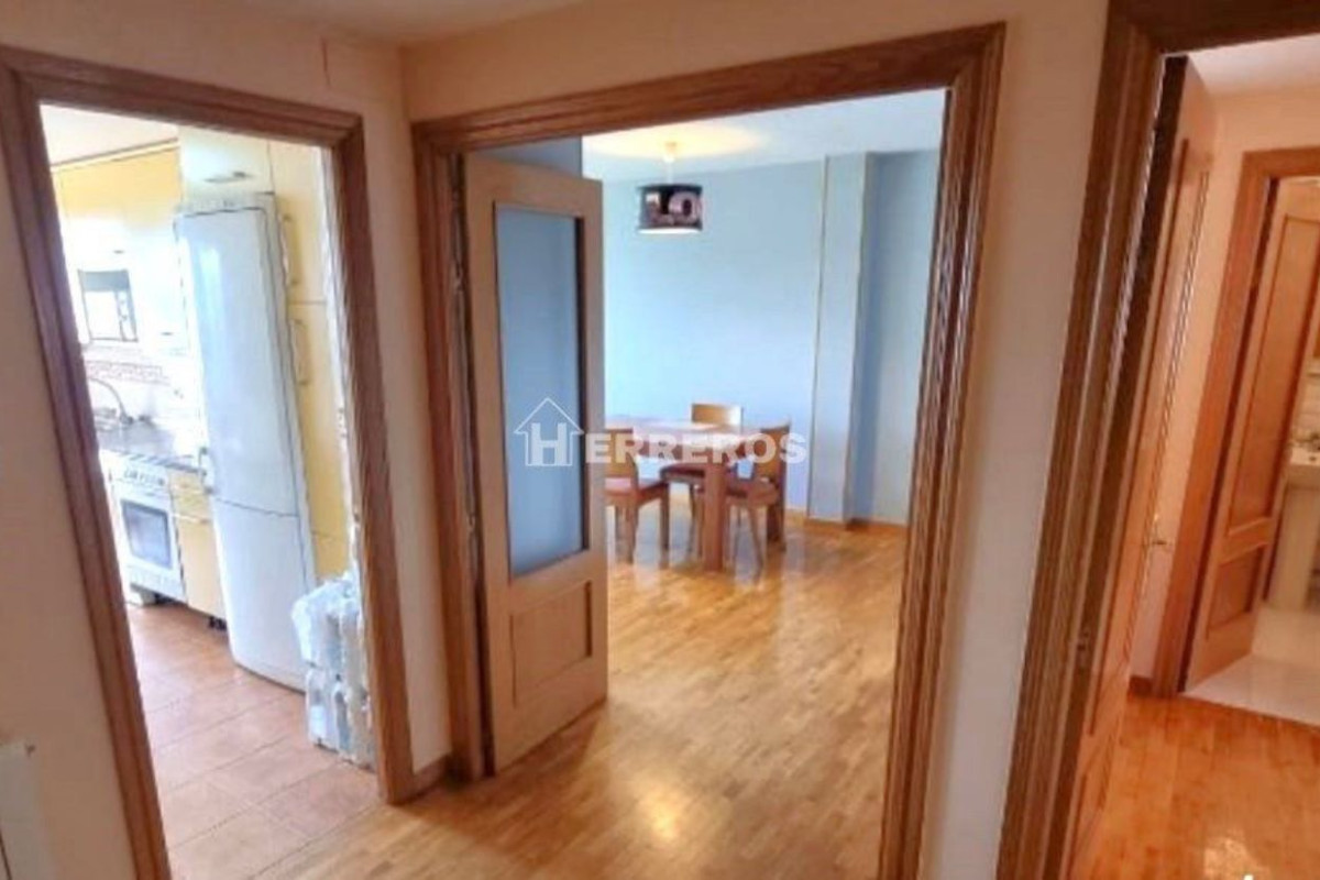 Piso en venta en camino la Mora, Navarrete
photo 2