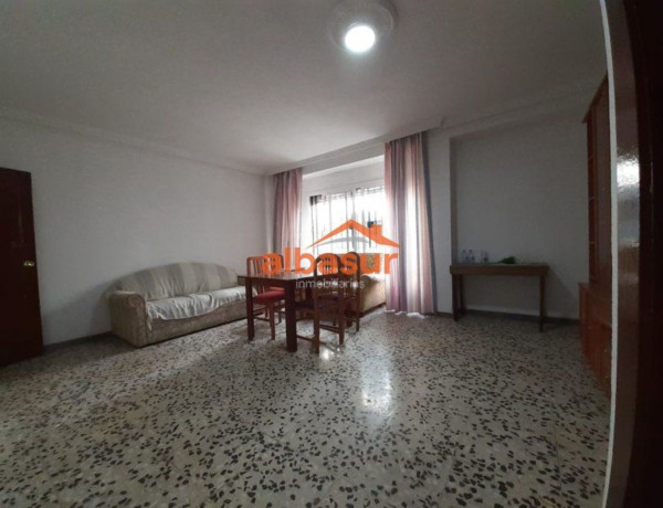 Piso en venta en  Calle Menéndez Pelayo, 2, Distrito Centro - Casco Histórico photo 4