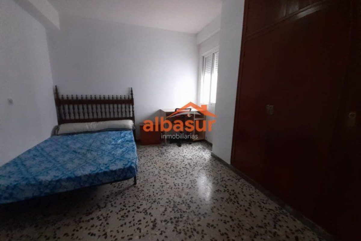Sprzedaż mieszkania w Calle Menéndez Pelayo, 2, Dzielnica Centrum - Casco Histórico
 photo 5
