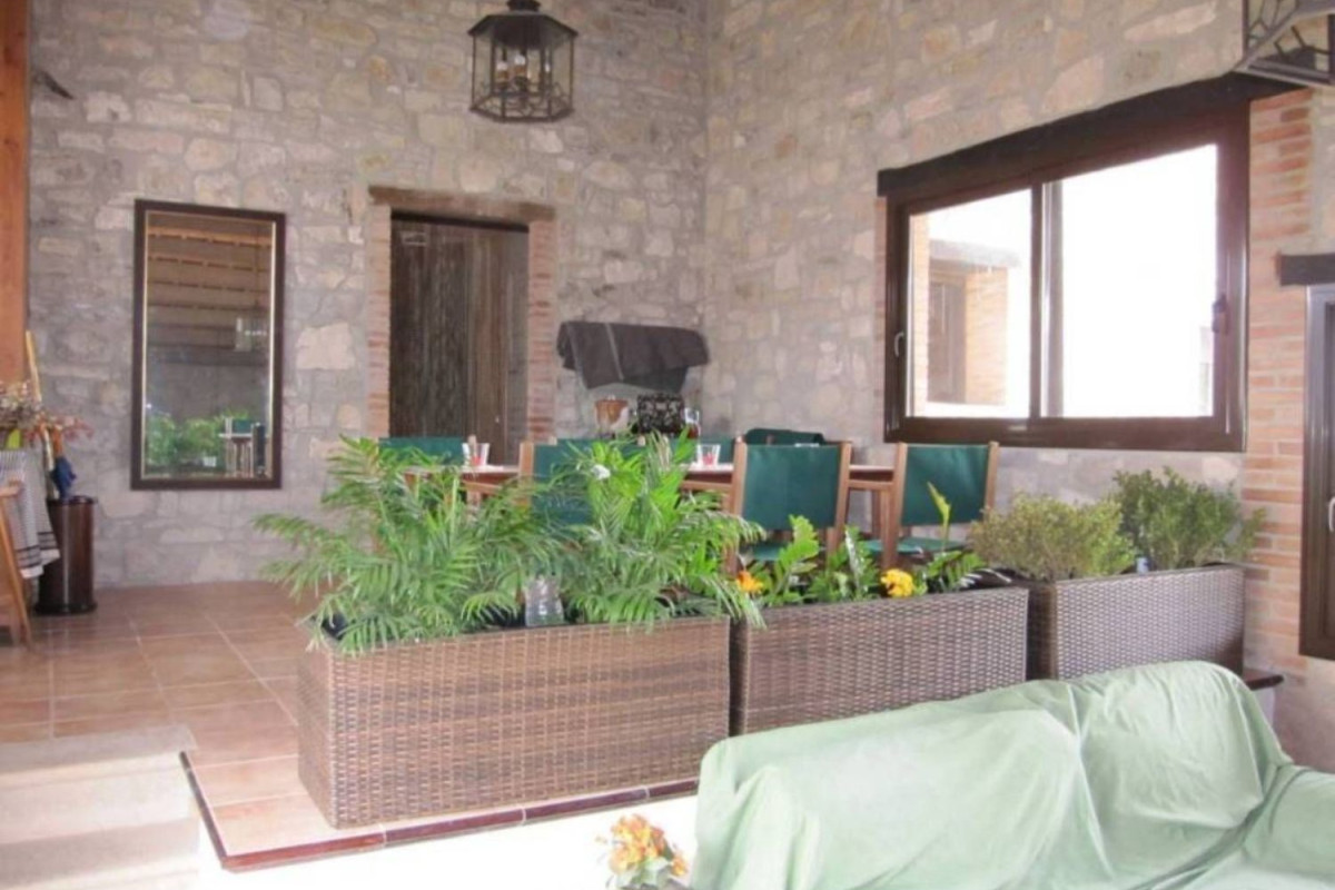 Properties for sale and rent in Spain photo 2