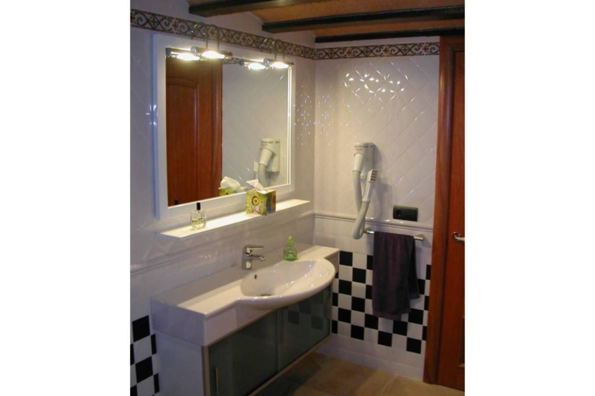 Properties for sale and rent in Spain photo 5