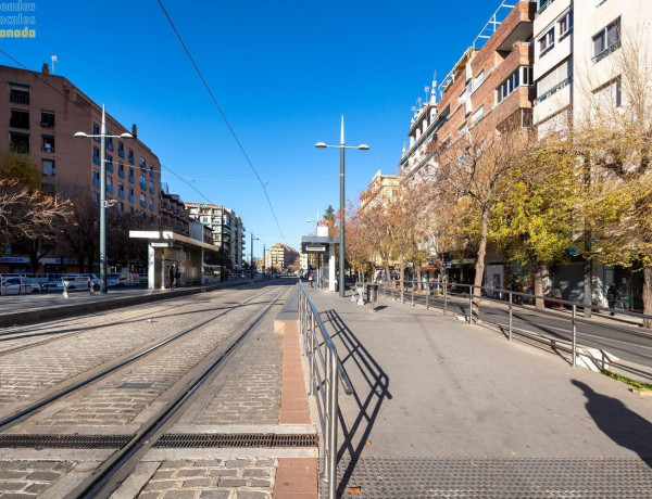 Garaje en venta en  Avenida de la Constitución , Granada photo 4