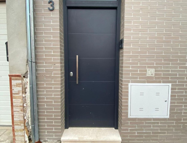 Piso en venta en  Alcalá la Real s/n, Alcalá de Guadaira photo 3