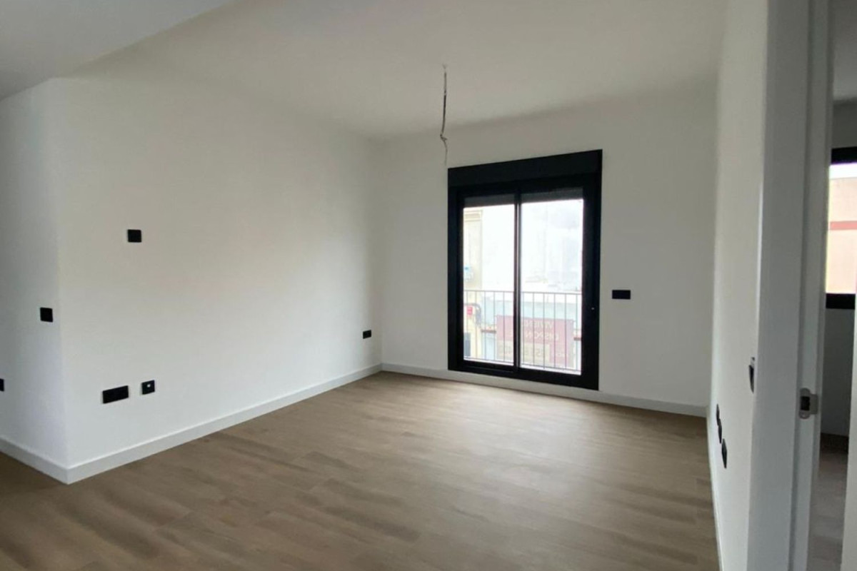 Venta de piso en Alcalá la Real s/n, Alcalá de Guadaira
 photo 4