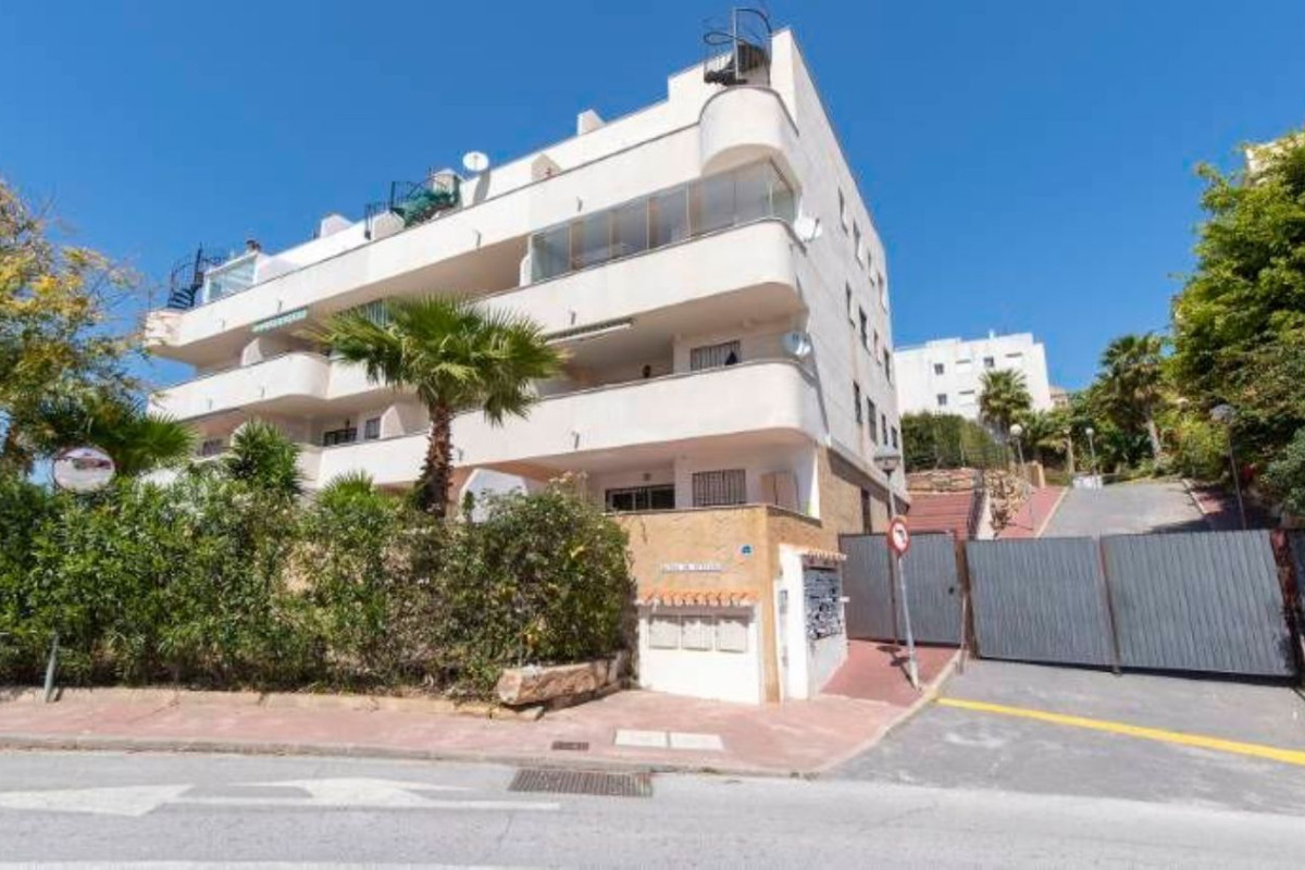 Продажа квартиры на Calle Diamante de Riviera s/n, Михас
 photo 3