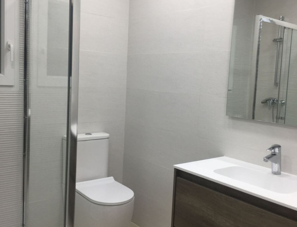 Apartment for sale in Calle de los Guindos, 6, Salamanca thumbnail 2