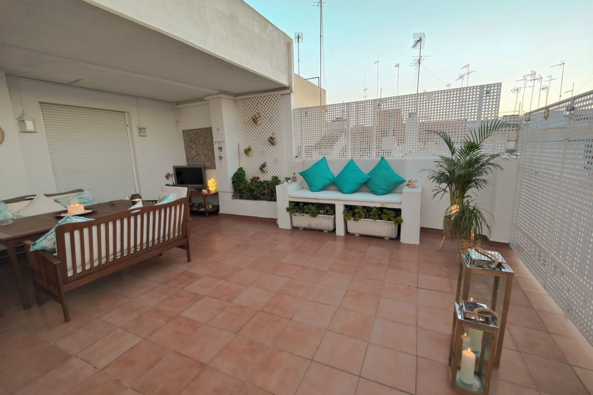 Duplex sale in Calle Pilar Martí, Burjassot photo 3