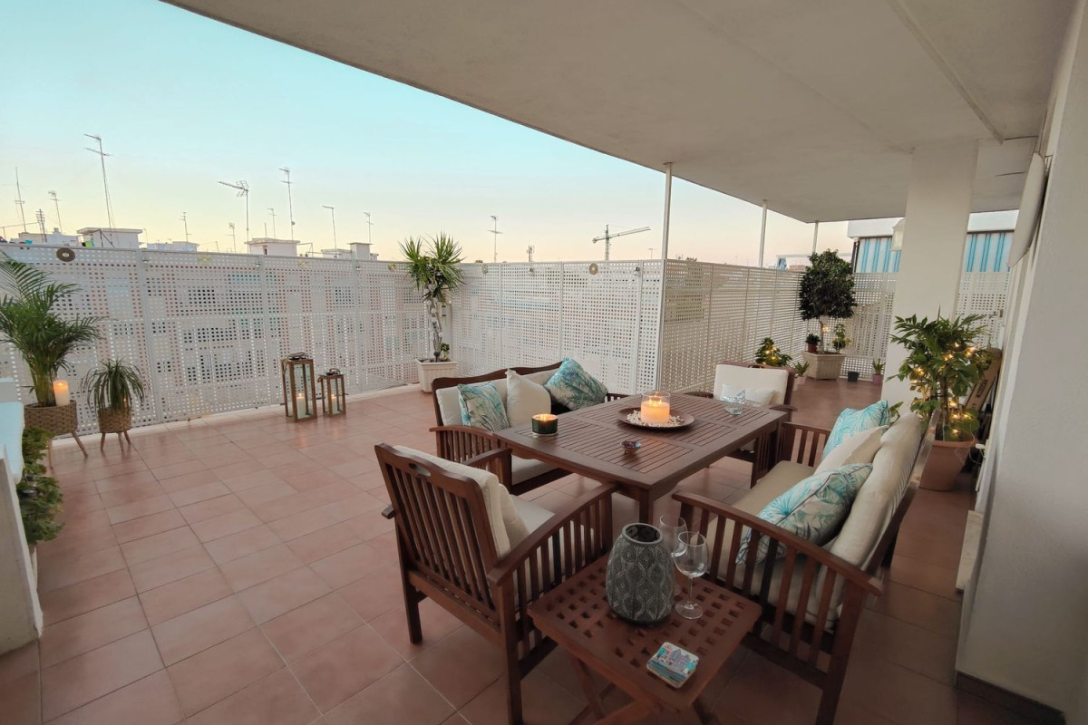 Duplex sale in Calle Pilar Martí, Burjassot photo 4