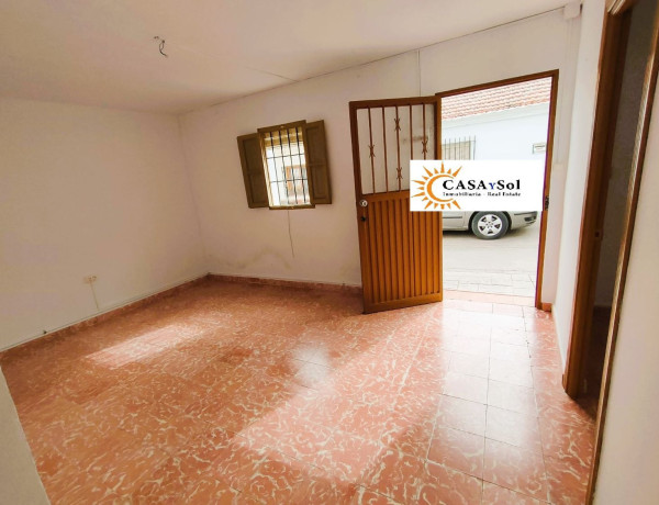 Semi-detached house for sale in  Calle Juan Carlos I , Alhaurín de la Torre photo 4