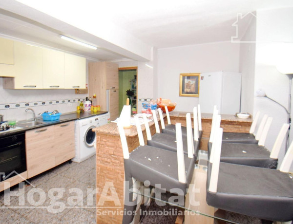 First floor for sale in , Silla photo 1