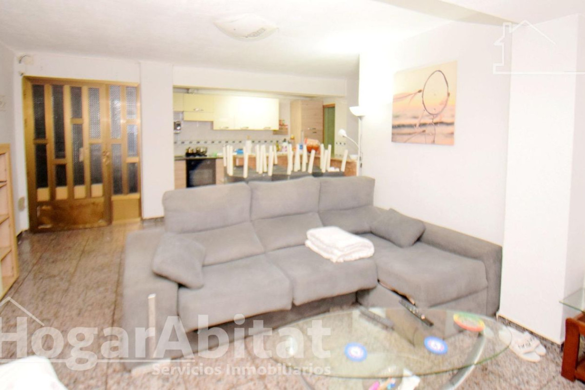 Piso en venta en Silla, Silla
photo 2