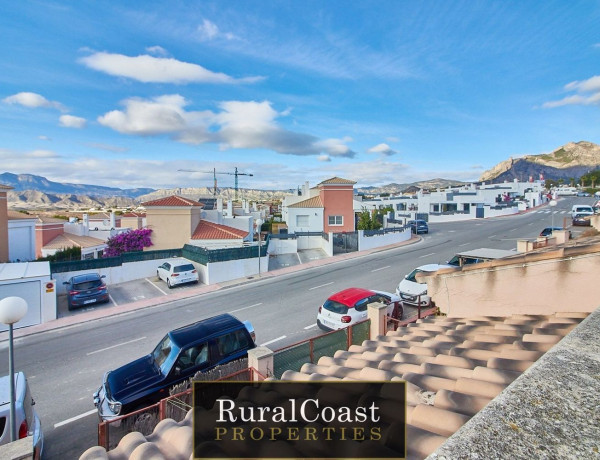 Chalet adosado en venta en , Busot thumbnail 2