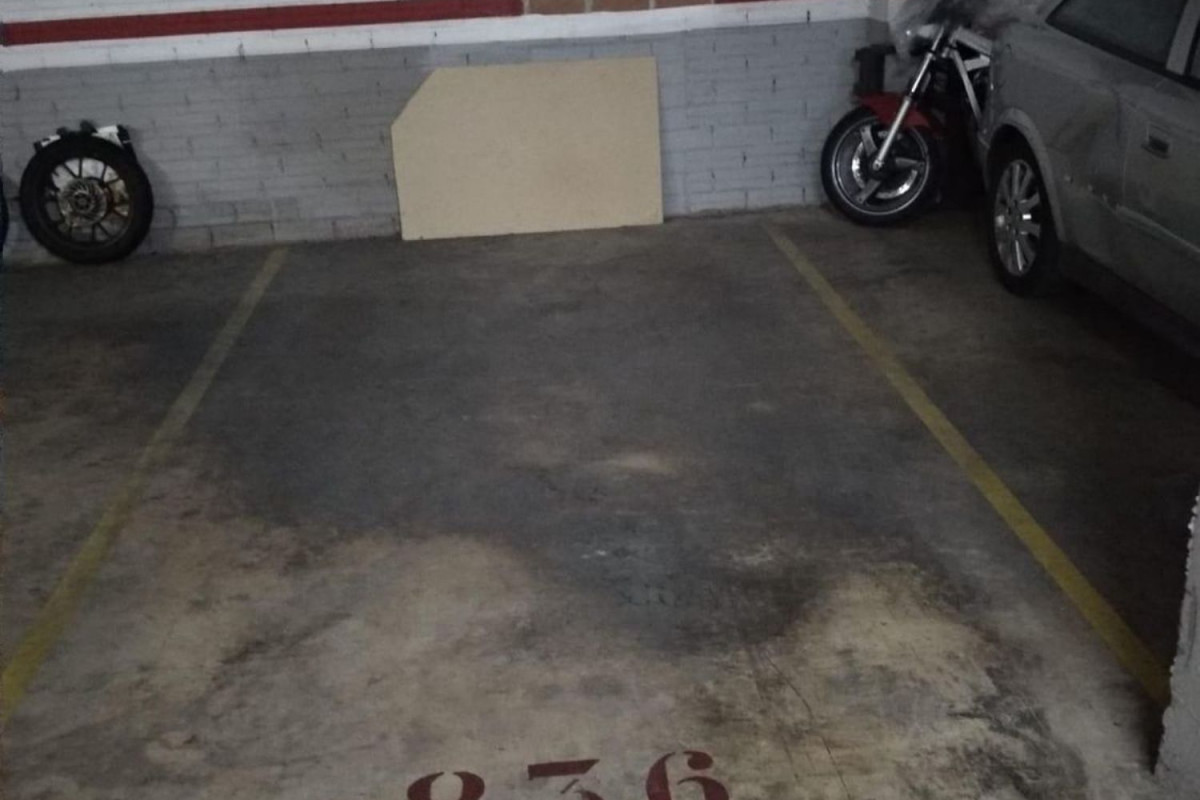 Venta de garaje en  La Concòrdia - Can Rull , Sabadell photo 2