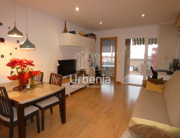 Piso en venta en  Zona Alta , Premiá de Mar photo 1