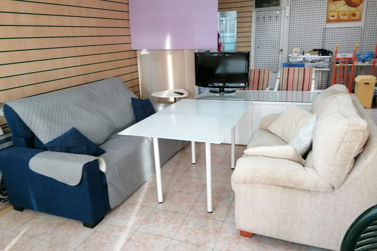 Продажа квартиры на Avenida Carlota Alessandri, Торремолинос
photo 2