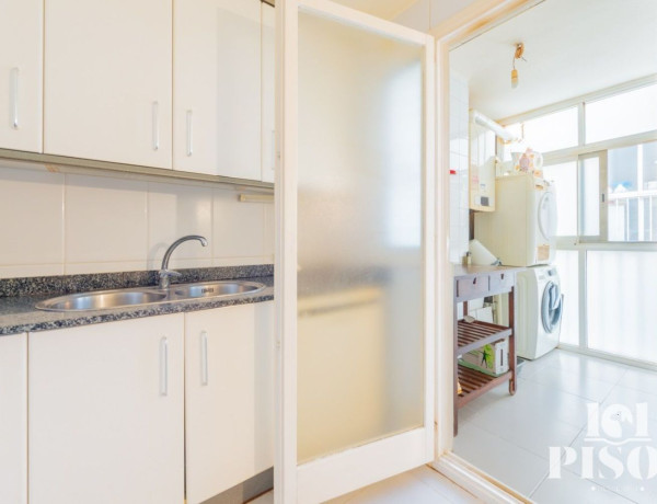 Ático en venta en Calle de Costa i Llobera, Sant Cugat del Vallès thumbnail 2