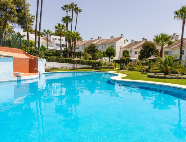 Semi-detached house for sale in  Benamara - Atalaya , Estepona photo 4