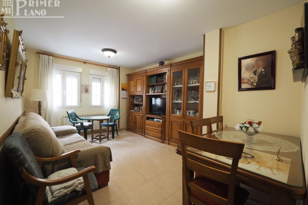 Piso en venta en Tomelloso, Томельосо
photo 1