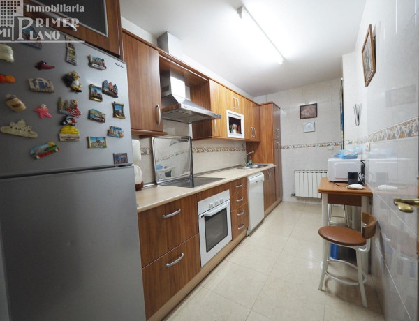 Bajo en venta en , Tomelloso photo 2