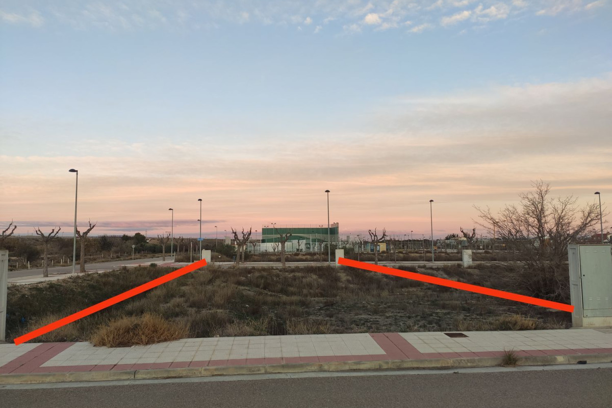 Terreno en venta en El Burgo de Ebro, Zaragoza photo 1