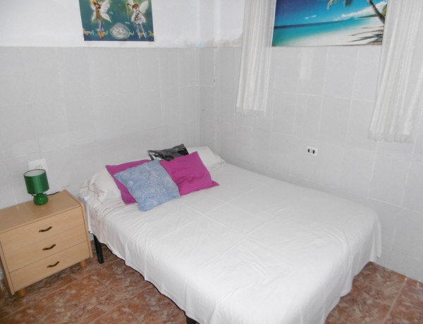 Chalet adosado en venta en Urb. Urbanizacion , Villarreal/Vila-Real thumbnail 2
