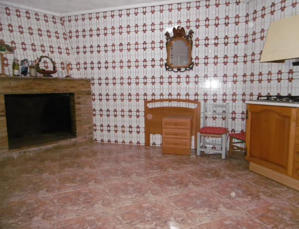 Chalet adosado en venta en  Urb. Urbanizacion , Villarreal/Vila-Real photo 4