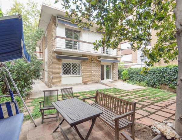Chalet independiente en venta en  Sarrià-Sant Gervasi , Barcelona photo 3