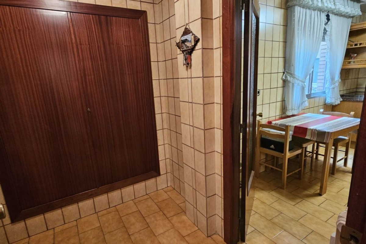Venta de piso en Plaza 1 de mayo, Logroño
photo 3