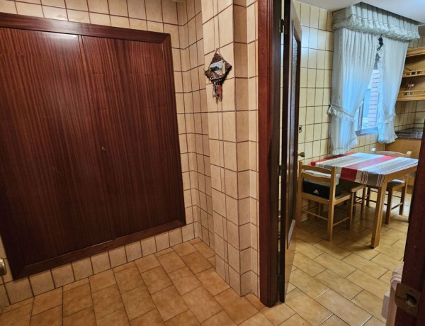 Piso en venta en  Plaza 1 de mayo, Logroño photo 3