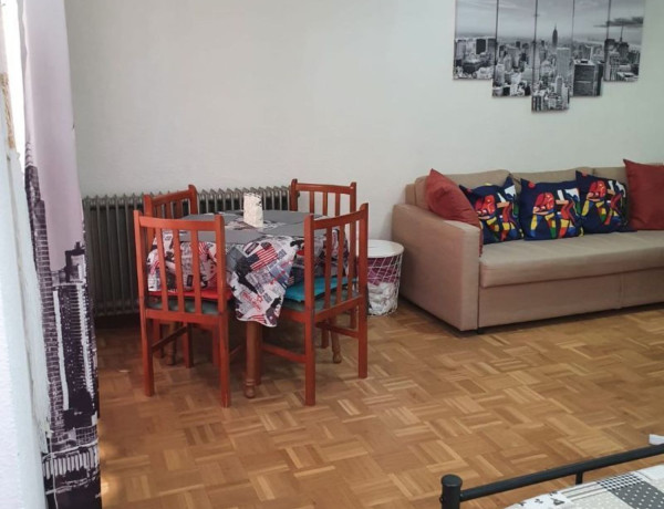 Estudio en alquiler en , Salamanca photo 3
