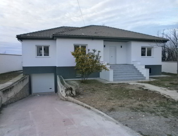 Chalet independiente en venta en , Gojar thumbnail 2